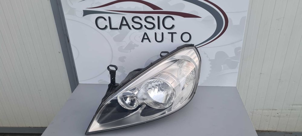 Фар Volvo V60 2012г.