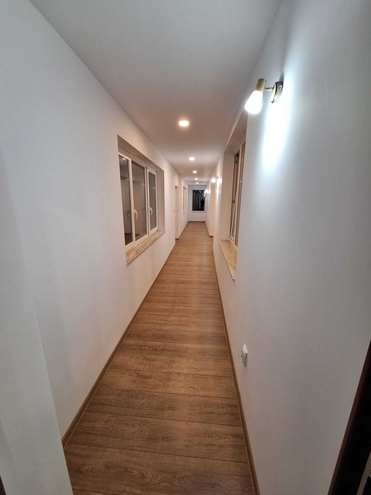 Casă de vânzare în Andrid