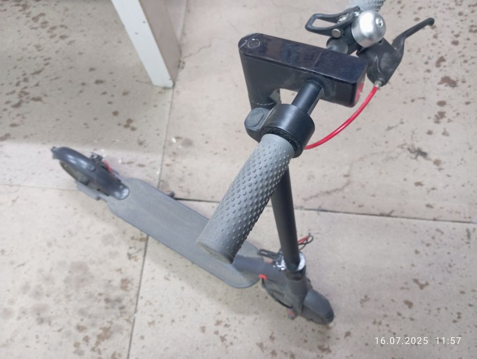 Продам электро самокат