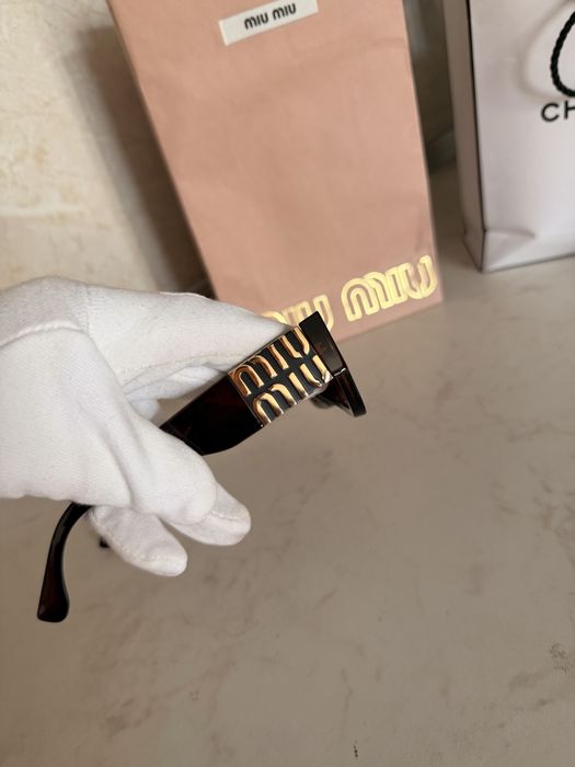 Дамски слънчеви очила Miu Miu