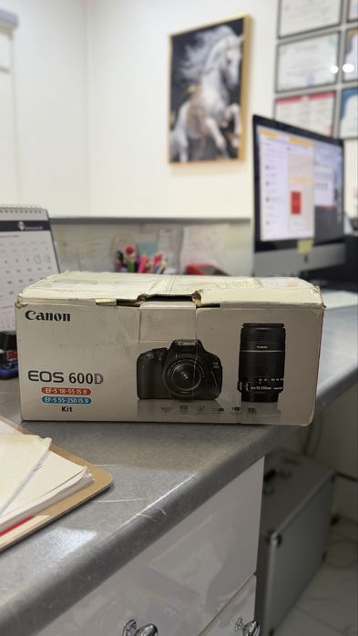 Фотоаппарат EOS 600D