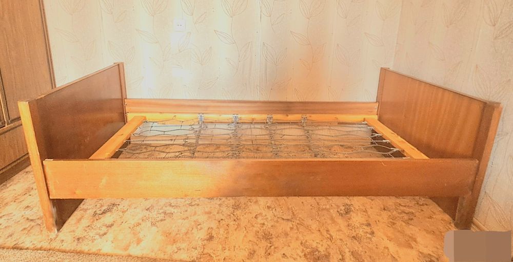 Отдам  кровать.  Удобная