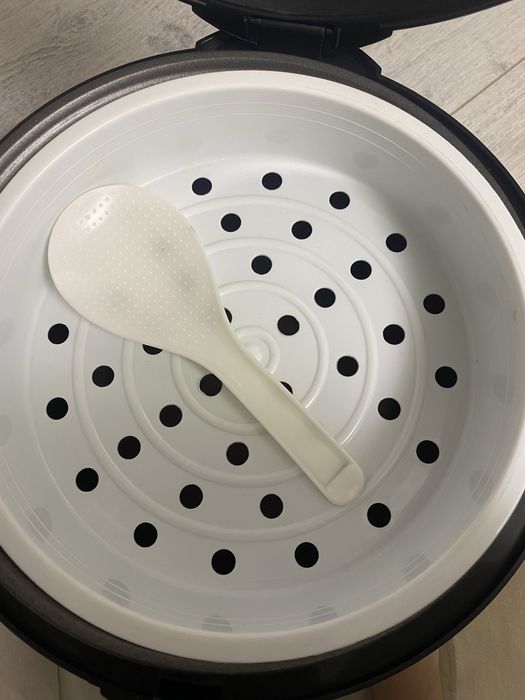 Продаю мультиварку