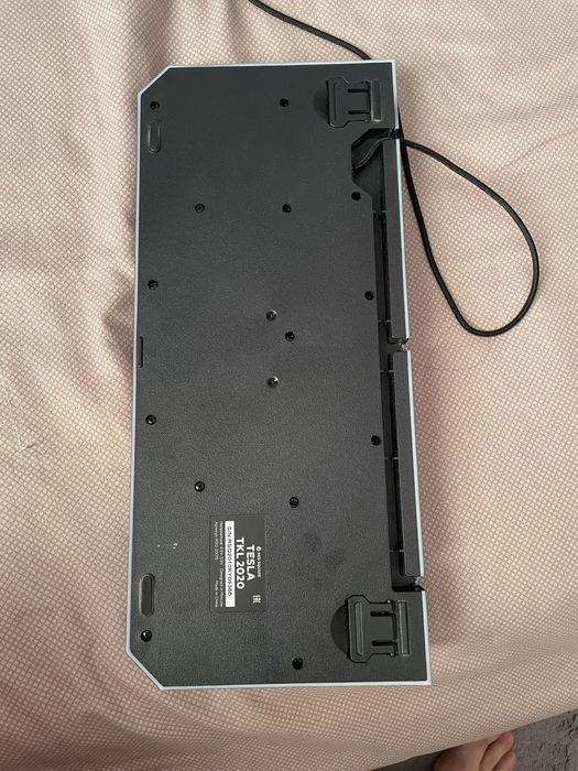 Игровая клавиатура Tesla tkl