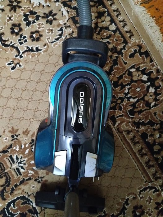 Пылесос ПОЛАРИС кантейнер