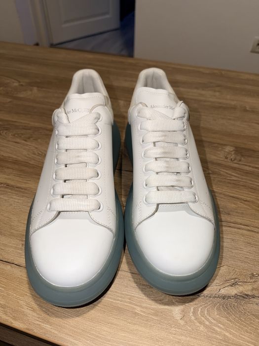 Alexander Mcqueen
