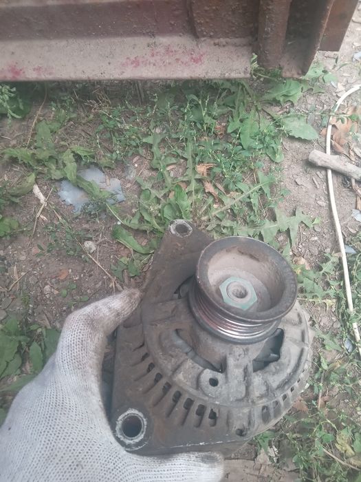 Стартер,генератор,гур  мерседес 124 оригинал Bosh