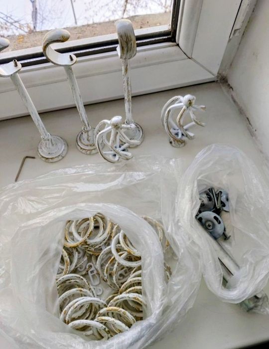 Карниз для штор 342 см продам