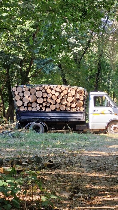 Lemn de foc pentru sobe sau centrală