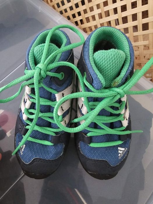 Бебешки обувки adidas Terrex GORE-TEX 21ви номер/13.5см и полар