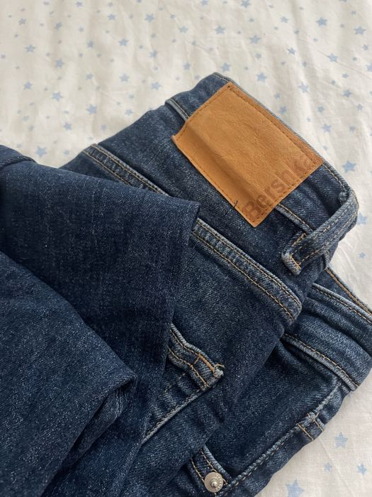 Дънки на Бершка, Дефакто, Мави и други