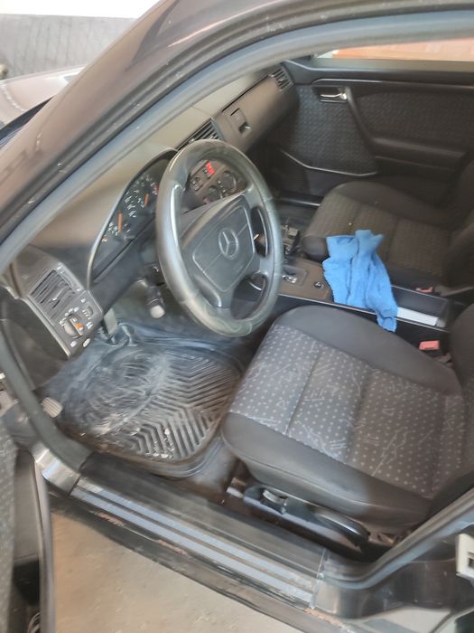 Mercedes-benz c180