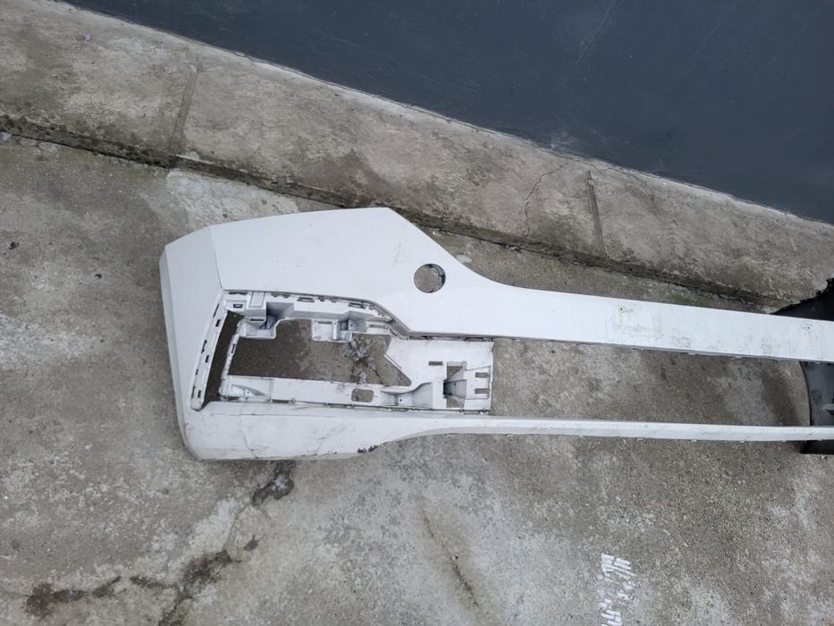 Bara fata, grilaj, ornament Skoda Octavia 3 2024 break