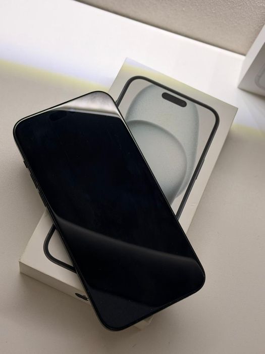 Продам iPhone 15plus