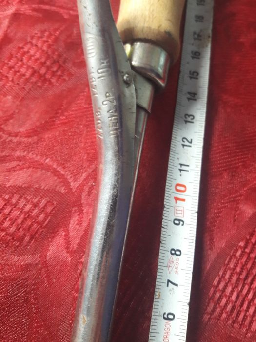 Ретро преса за коса стари прибори за нокти,сувенири,снимки