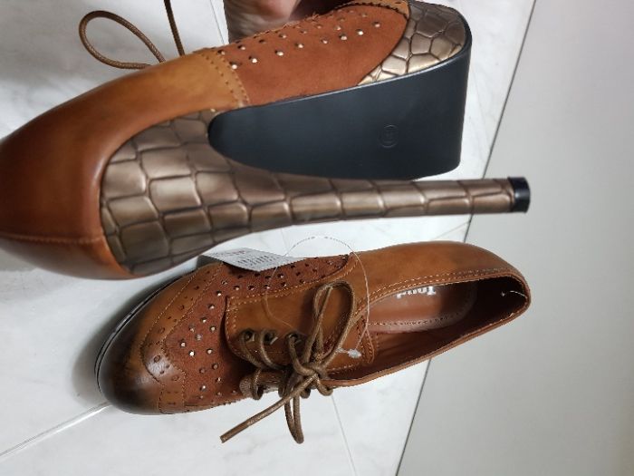 Нови дамски боти №39