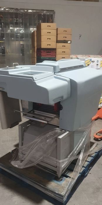 Masina de ambalat Elixa 14