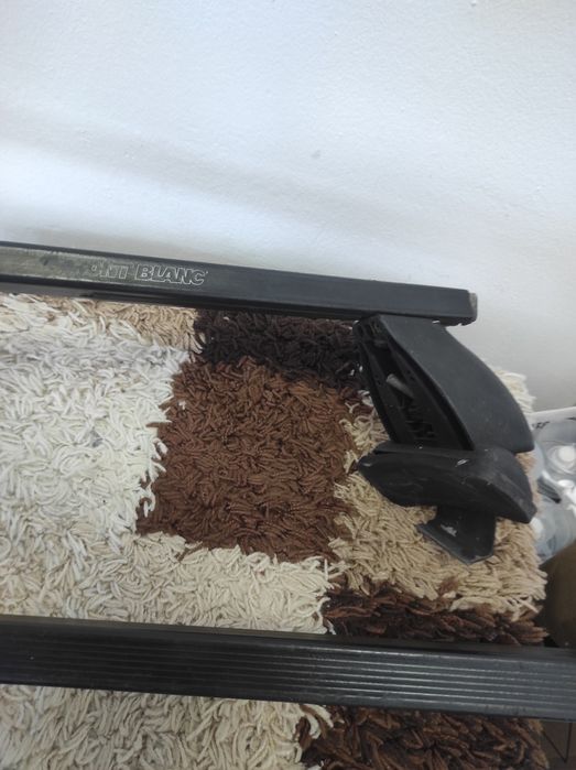 Напречни греди за багажник Mont Blanc