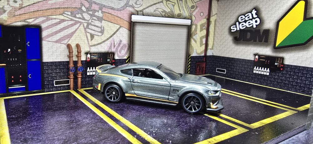 Macheta hot wheels 1.64 bmw, dodge, ford