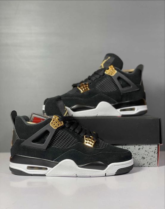 Air Jordan 4 Retro Royalty