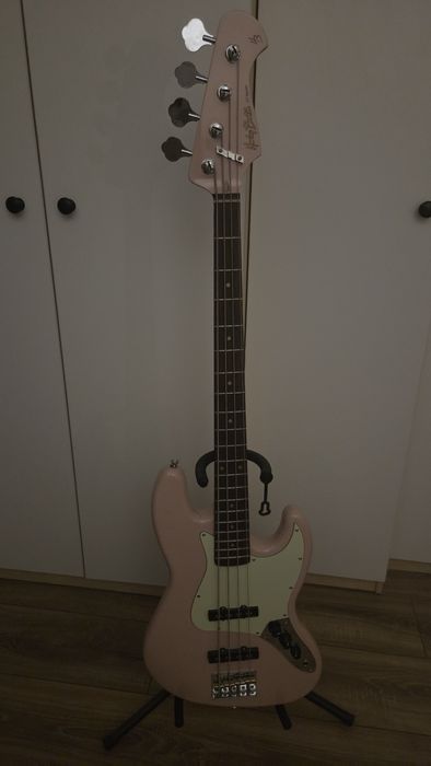 Harley Benton MV-4P Shell Pink Bass