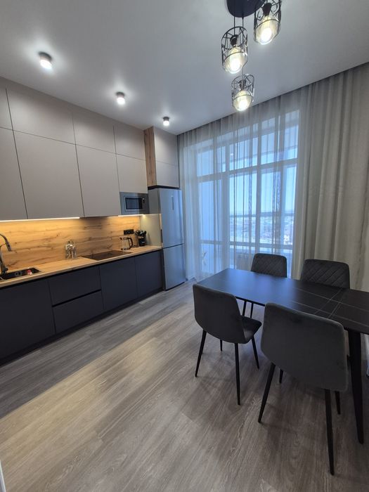 ЖК БӘЙТЕРЕК, 2000 тг