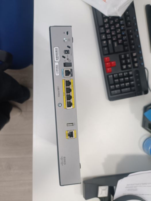 Маршрутизатор Сisco продаем срочно