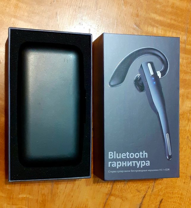 Блютуз гарнитура