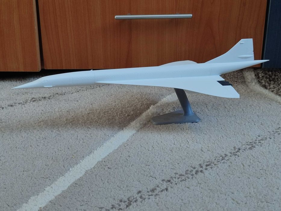 Model Avion Concorde 1:144