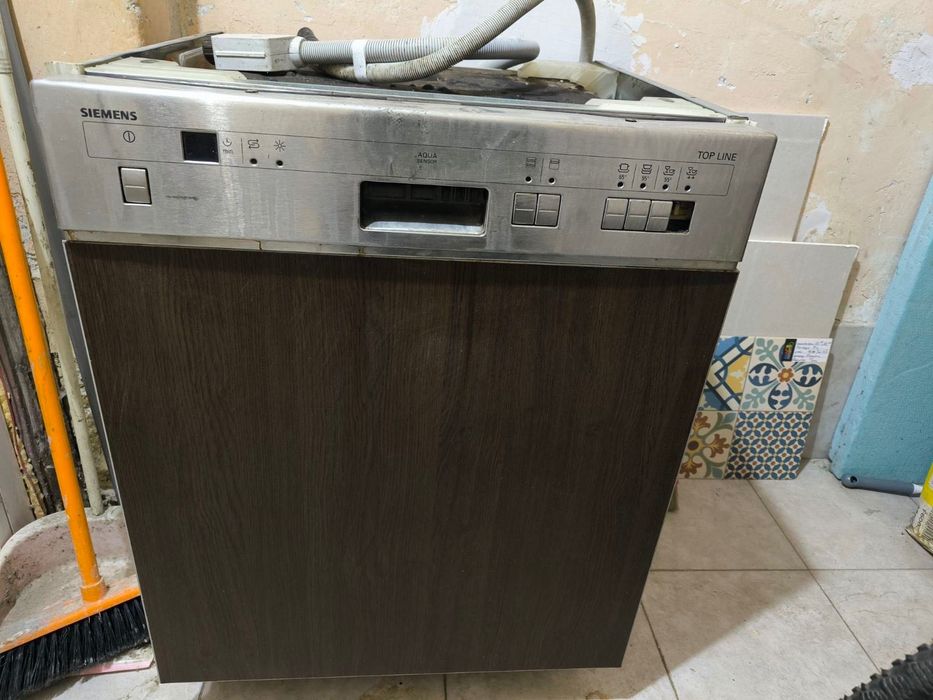 Съдомиялна машина цяла за части