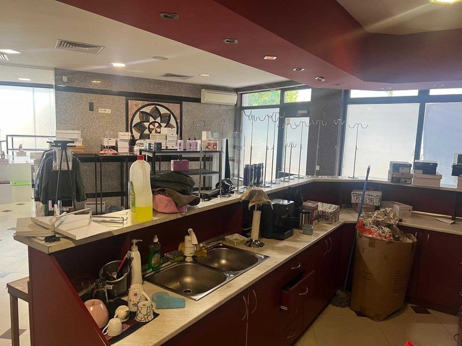 Дава се под наем Магазин в София, Карпузица - 300 кв.м за 1989 € - Снимка #10