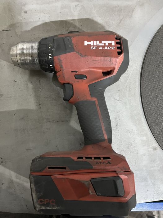 Шуруповерт Hilti