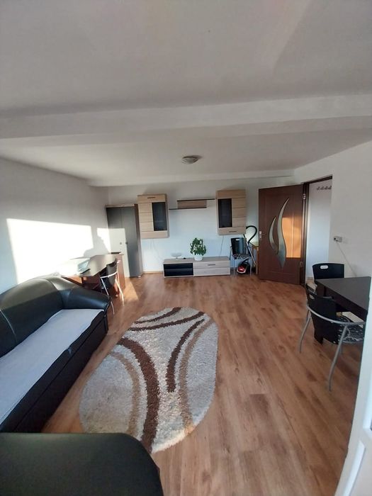 Apartament 2 camere de închiriat