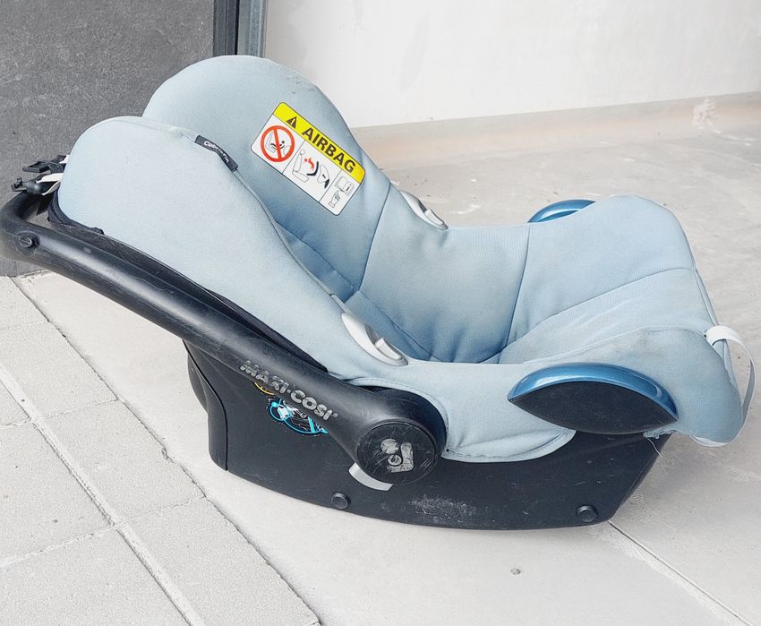 Столче за кола Maxi Cosi с Isofix