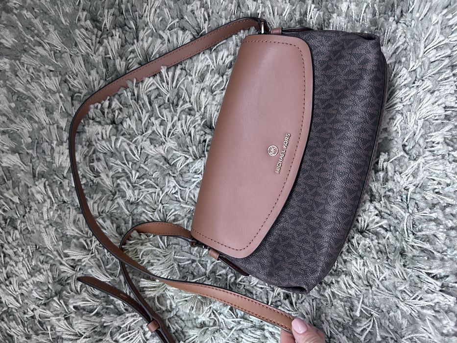 Чанти ICEBERG и Patrizia PEPE,KarlLagerfeld,Michael Kors