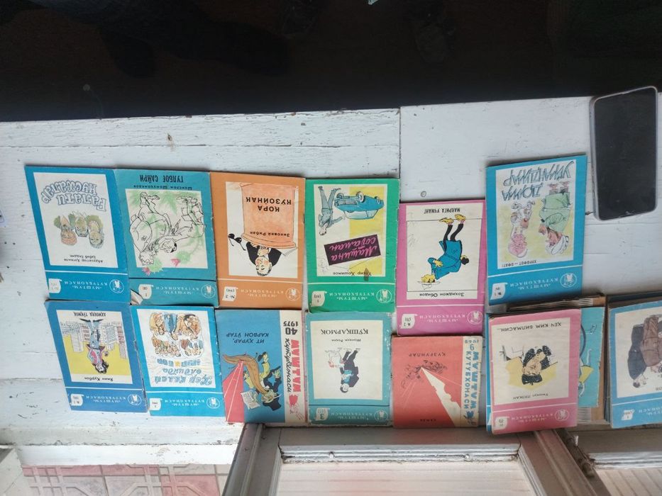 kitoblar sotiladi barchasi ozbek rus jahon adabiyoti