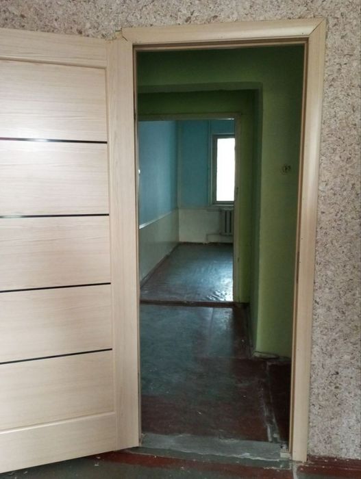 Продается 2 комнатная квартира, на 5/1. Этаж 2.