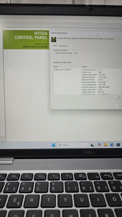 Dell Latitude 5520 i.7 1185G7 16 giga rami Nvidia RtxMx450 2 giga ddr6