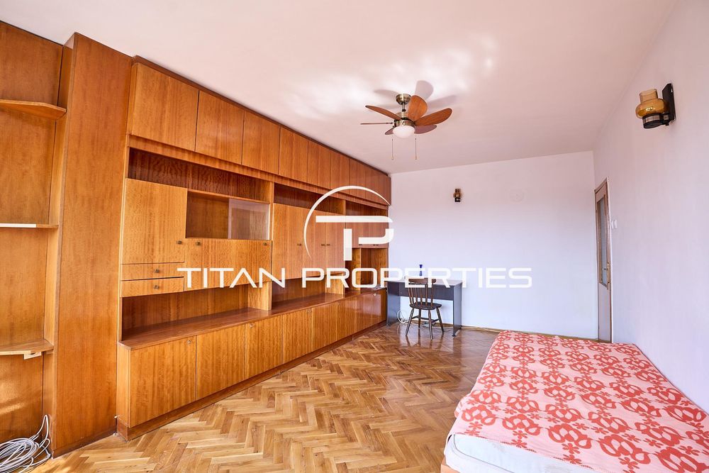 Дава се под наем Многостаен апартамент в Пловдив, Кършияка - 120 кв.м за 600 € - Снимка #8