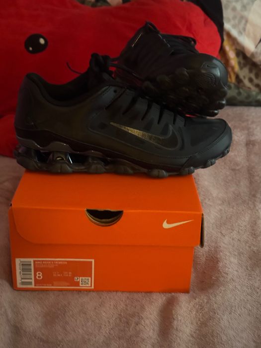 Nike reax performance