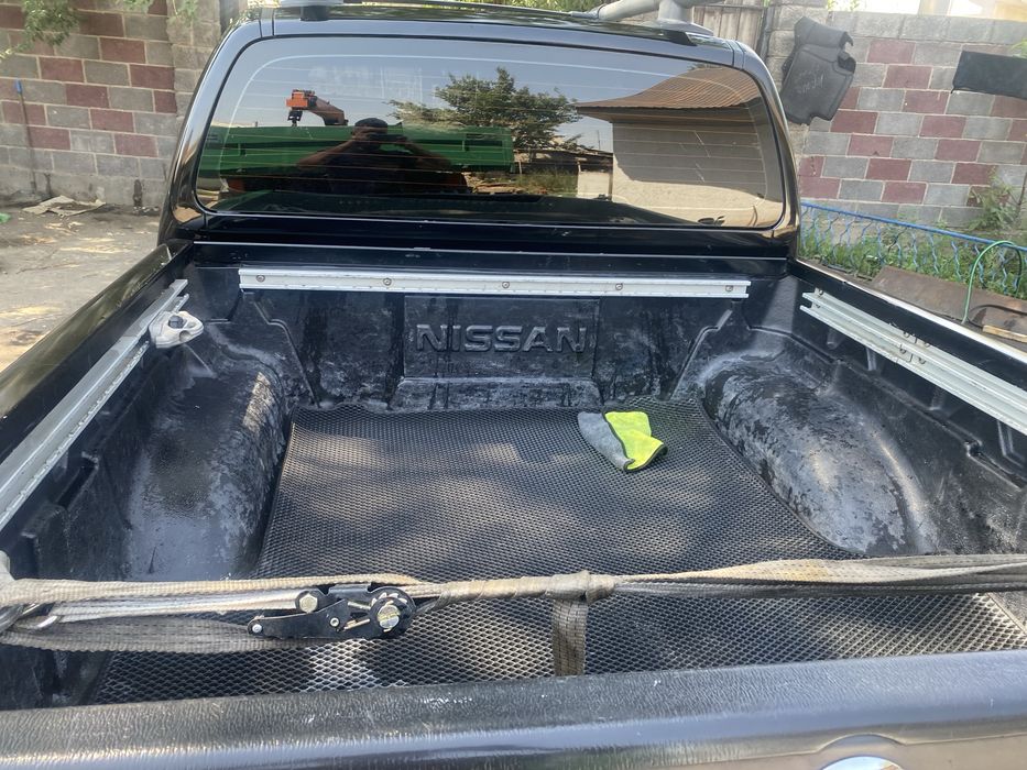 Нисан Навара 2010 рестаилнг