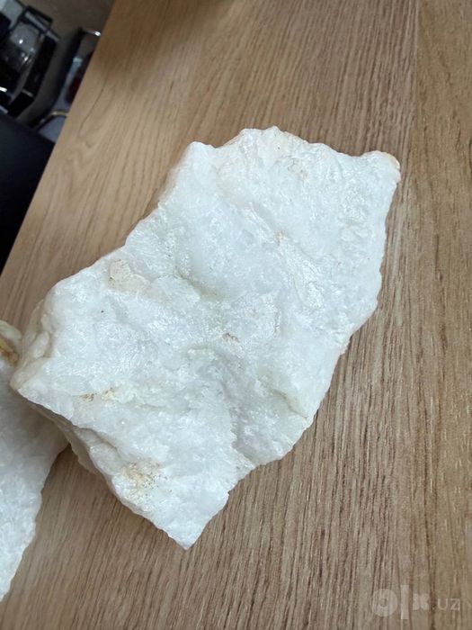 Quartz rock/Кварц руда