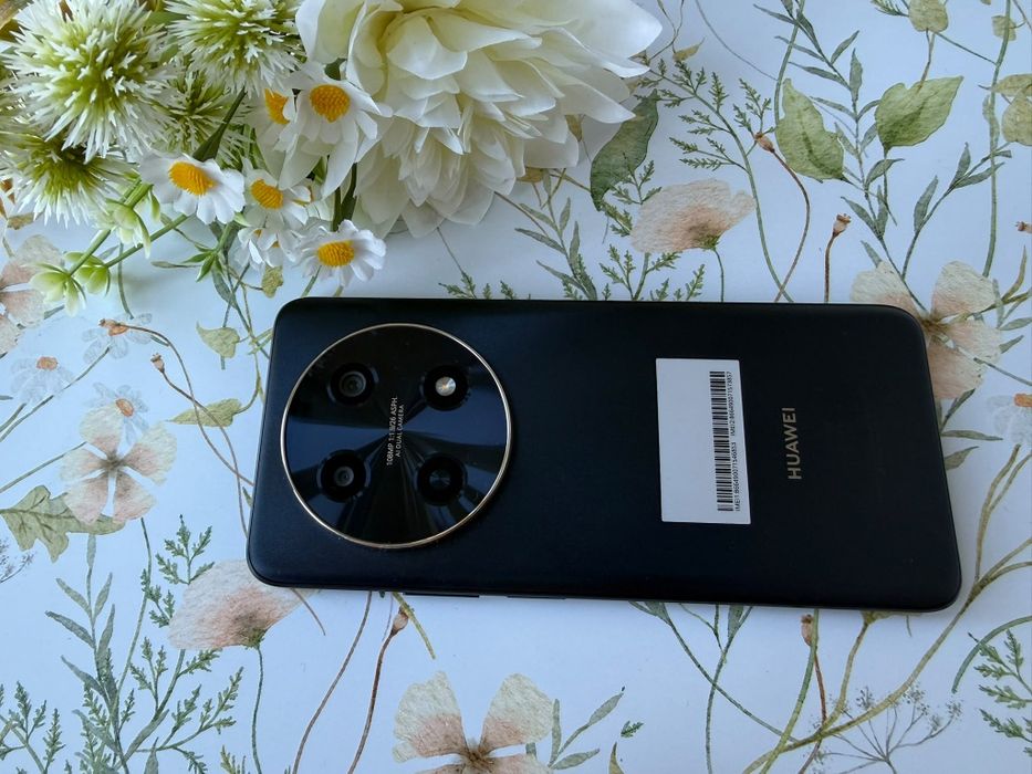 Huawei nova 12 i