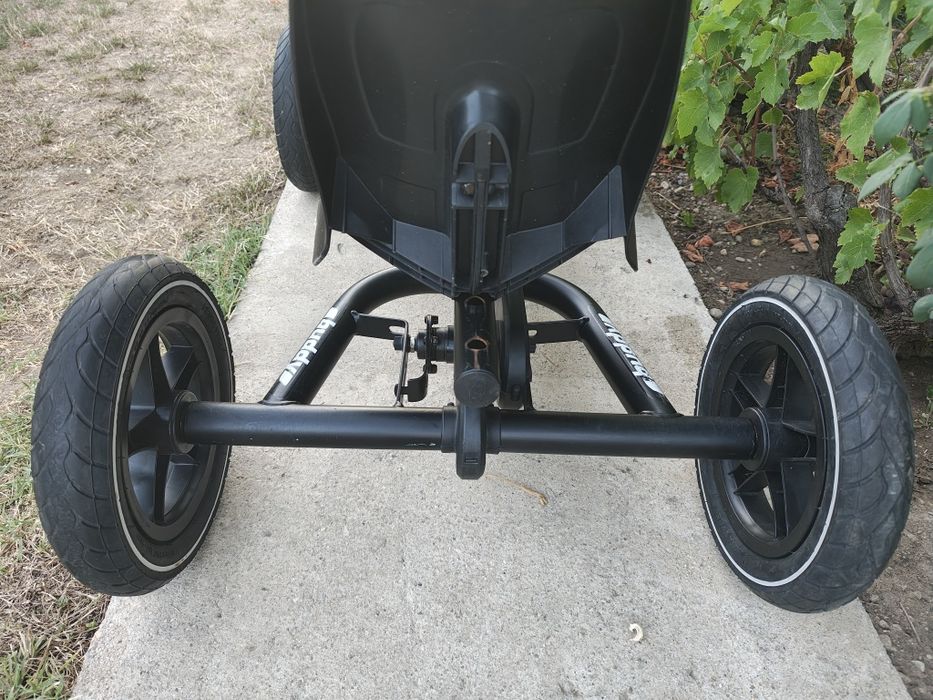 Kart cu pedale BERG Buddy, negru mat, pentru copii de la 3 la 8 ani