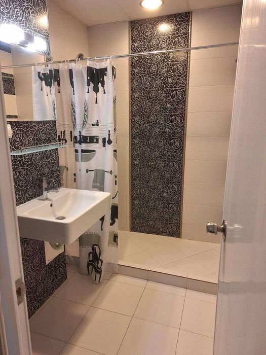 Дава се под наем Тристаен апартамент в Пловдив, Център - 170 кв.м за 650 € - Снимка #8