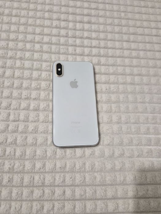 IPhone xs- бял / 64 Gb