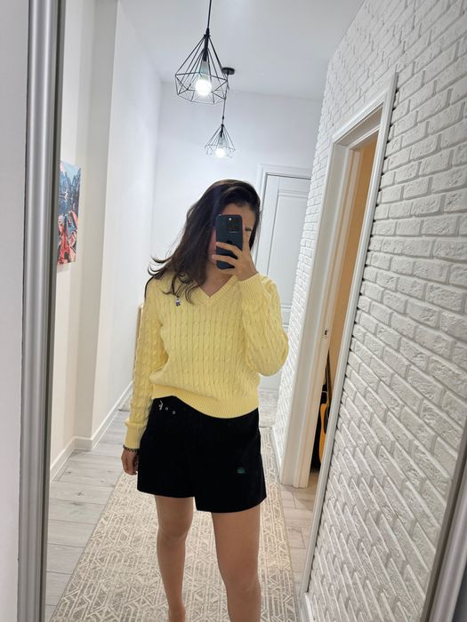 Желтый свитер WHO.A.U.