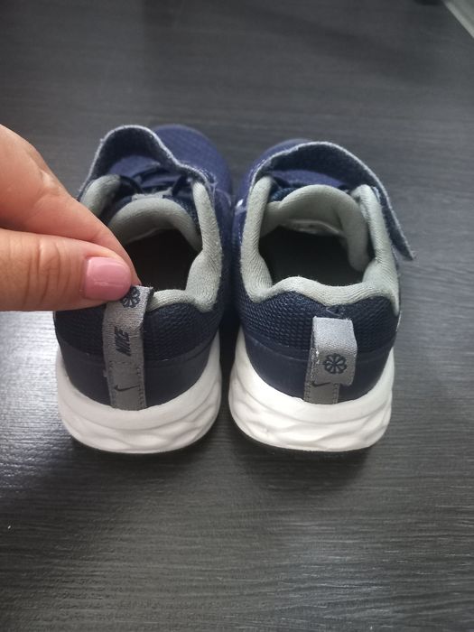 Детски маратонки Nike - размер 28