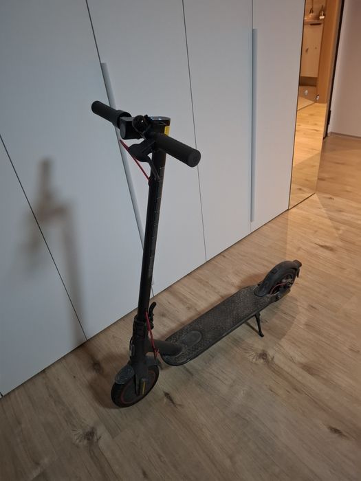 Trotineta electrica Xiaomi Mi Electric Scooter pro 2