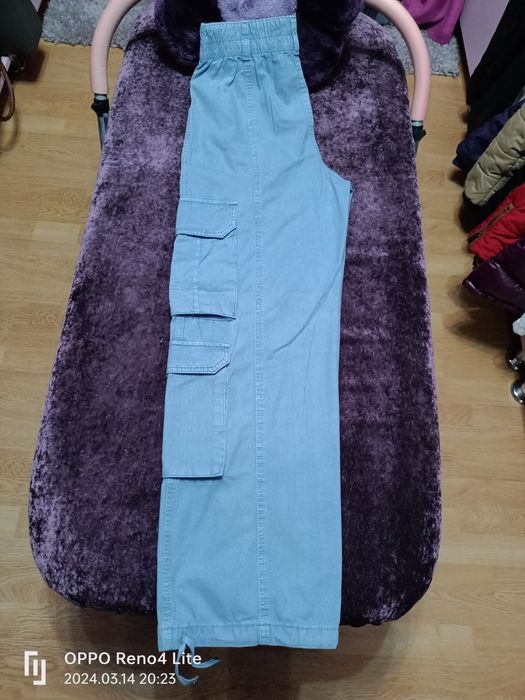 Pantaloni cargo Pull&Bear noi